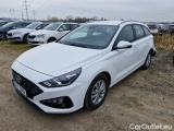 i30