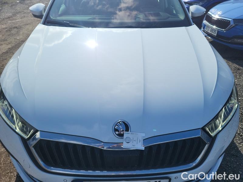  Skoda  Octavia  Combi (NX3)(2020) Oct.Com.1.4TSI 150 Style AT #4
