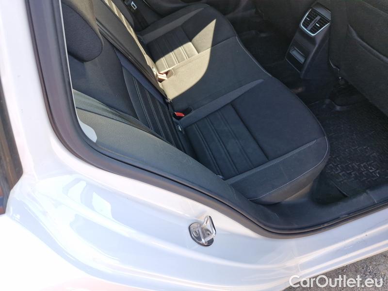  Skoda  Octavia  Combi  (5E5)(03.2017->)  Com 1.6TDI 85 Ambition #20
