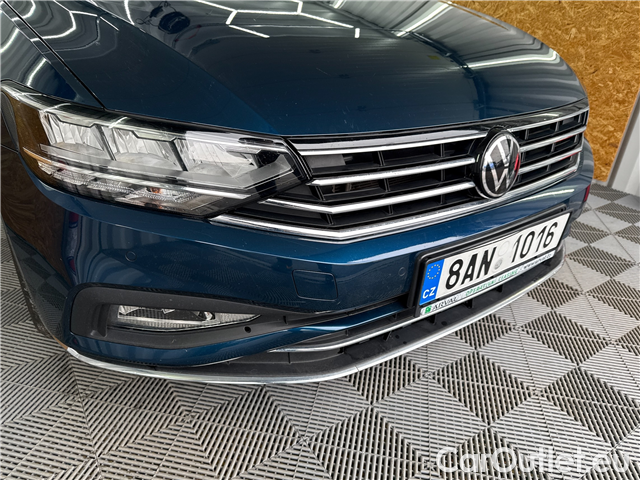  Volkswagen  Passat Pas.Var.2.0TDI 110 Elegance AT #4