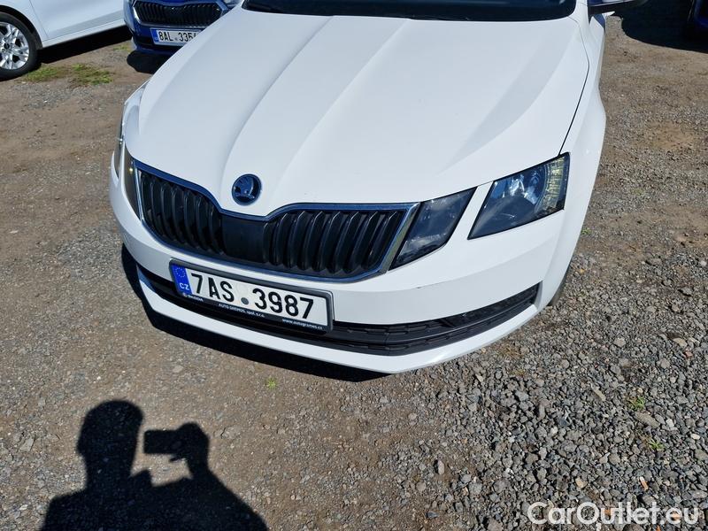  Skoda  Octavia  Combi  (5E5)(03.2017->)  Com 1.6TDI 85 Ambition #10