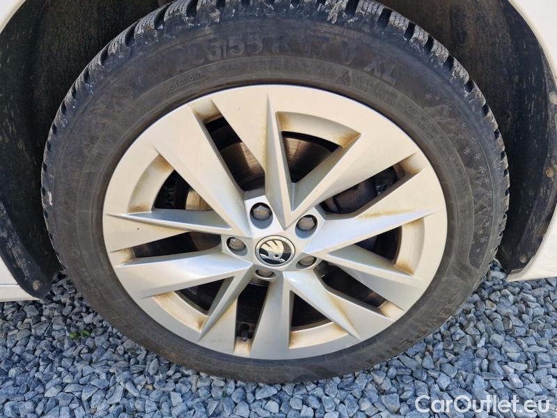  Skoda  Octavia  Combi (NX3)(2020) Oct.Combi 2.0TDI 110 Style #16