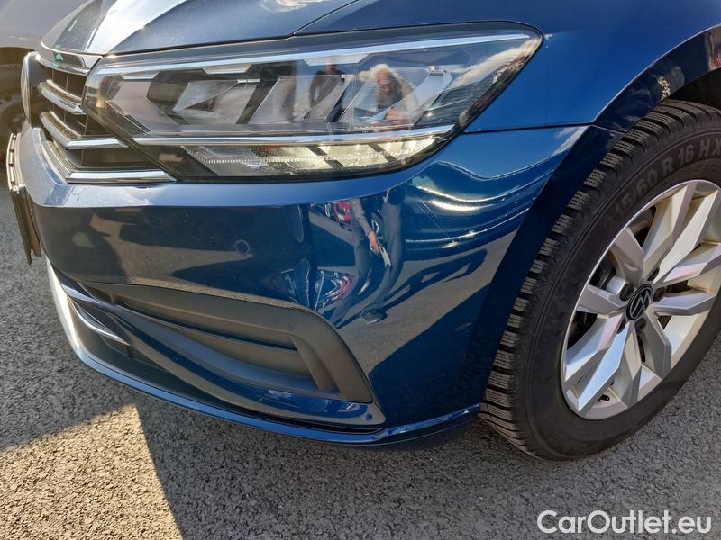  Volkswagen  Passat  8 (2014) Pas.Var.2.0 TDI 110 Business #2