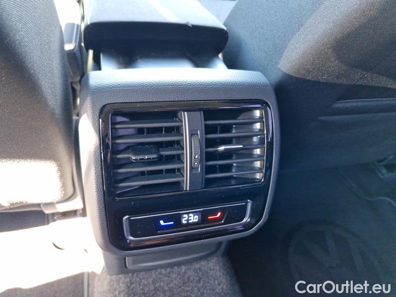  Volkswagen  Passat  Variant (CJ5) (2023) Pas.Var.2.0TDI 110 Business AT #9
