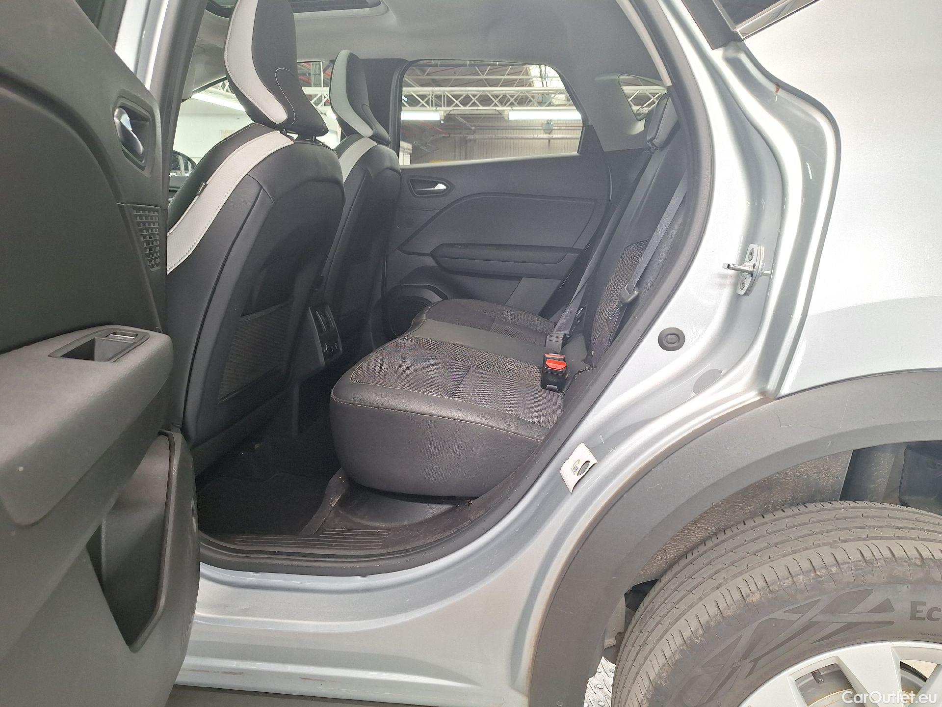  Renault  Captur Renault,  '19, Renault  TCe 140 EDC Intens 5d #35