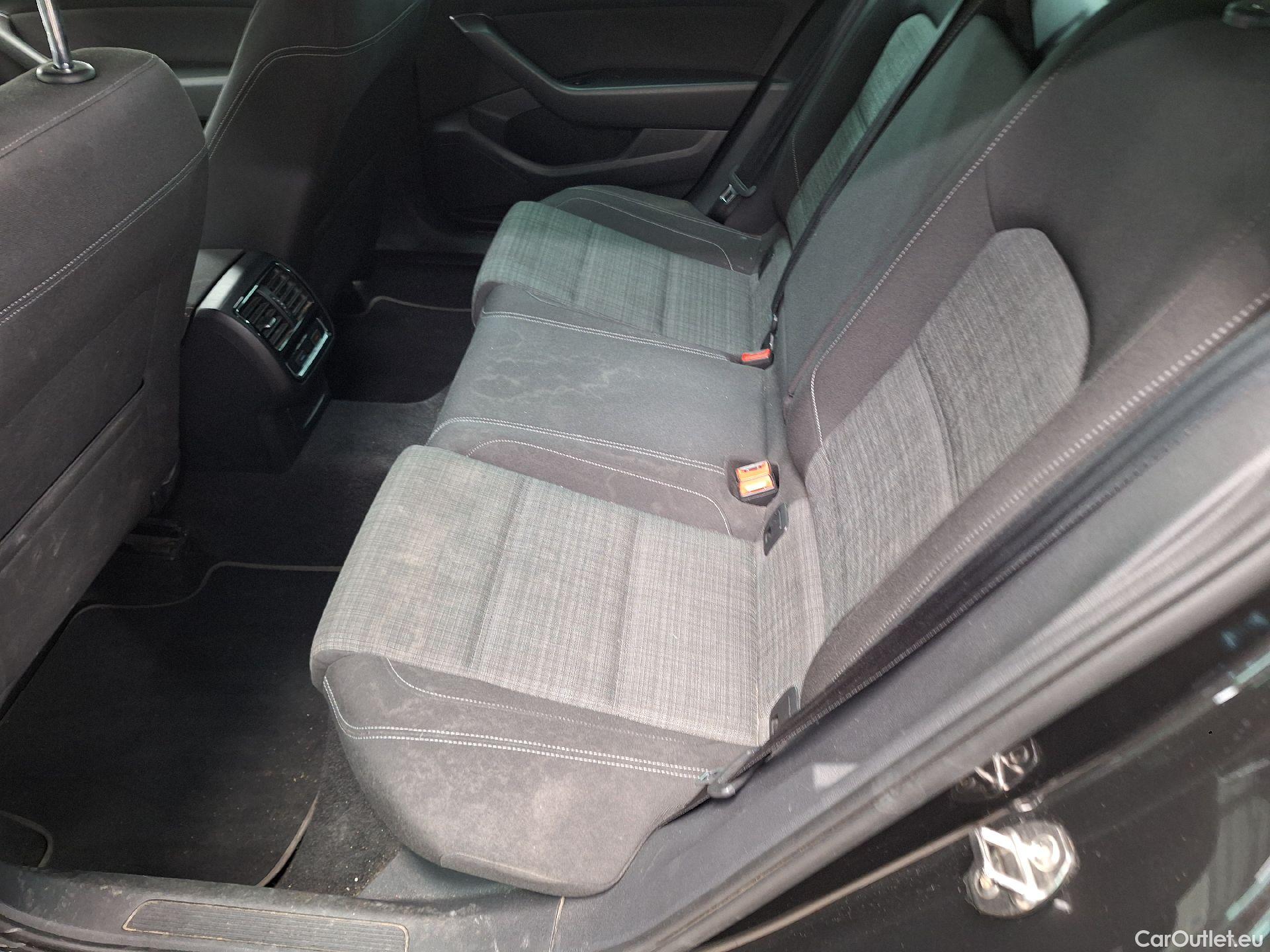  Volkswagen  Passat VW,  Variant FL'19, Volkswagen  Variant 2.0 TDI 90kW DSG Style B #7