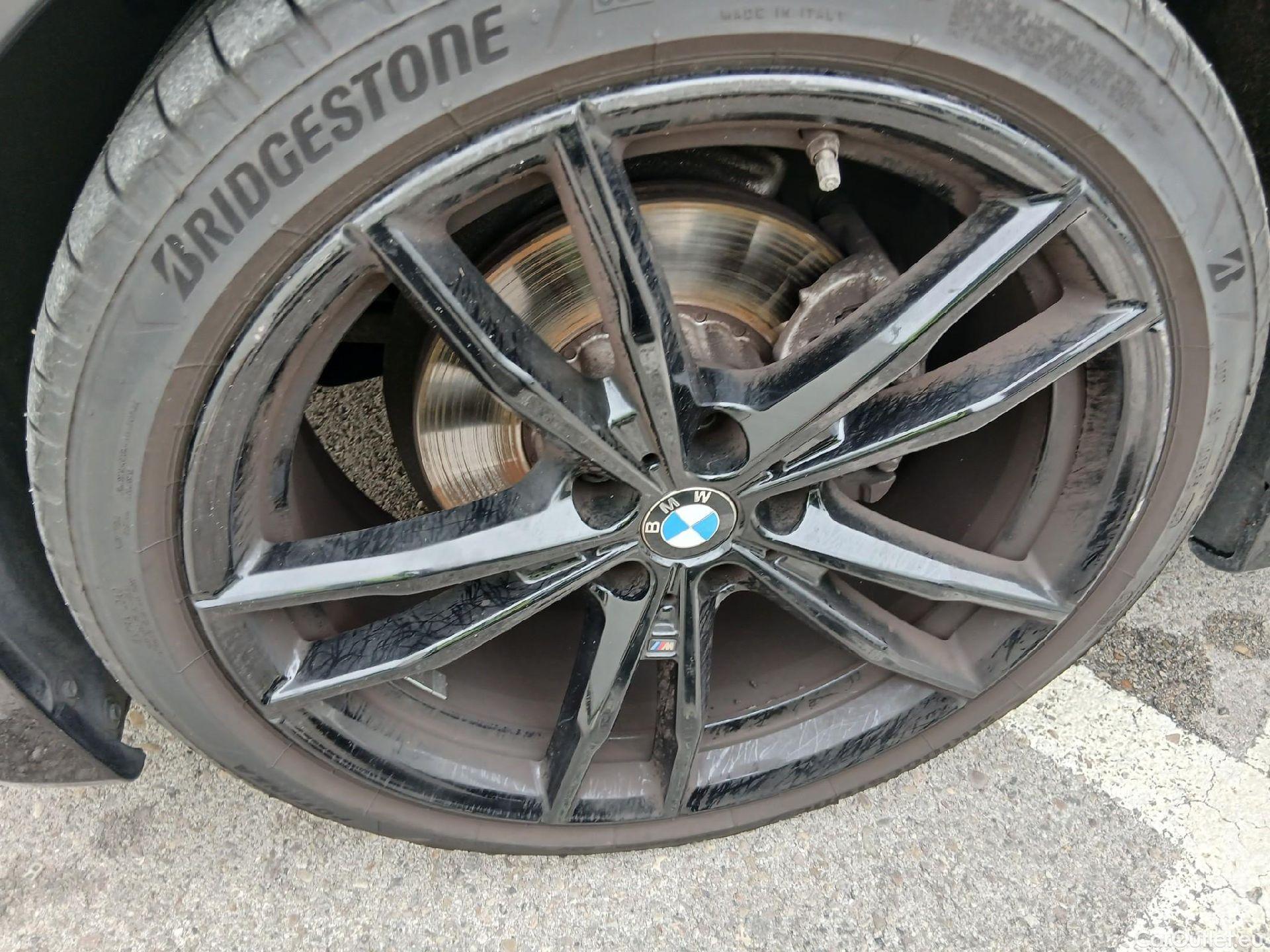  Bmw  Serie 3 BMW  / 2018 / 4P / sedán 320d Auto. #11