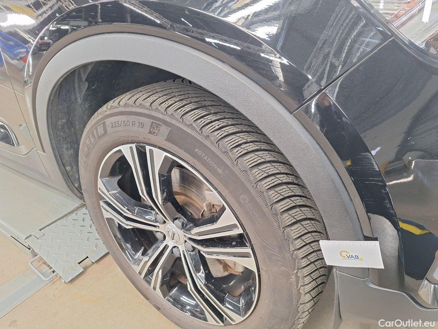  Volvo  XC 40 Volvo, XC40 '17 PHEV, Volvo XC40 T4 Recharge Geartronic Inscription 5d #13