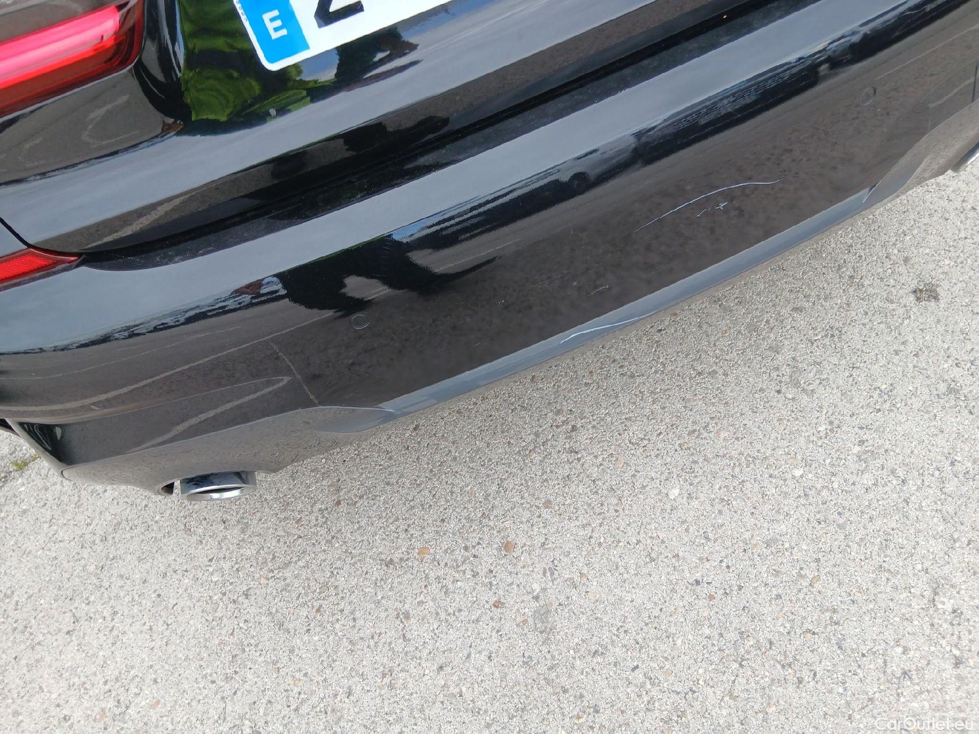  Bmw  Serie 3 BMW  / 2018 / 4P / sedán 320d Auto. #21