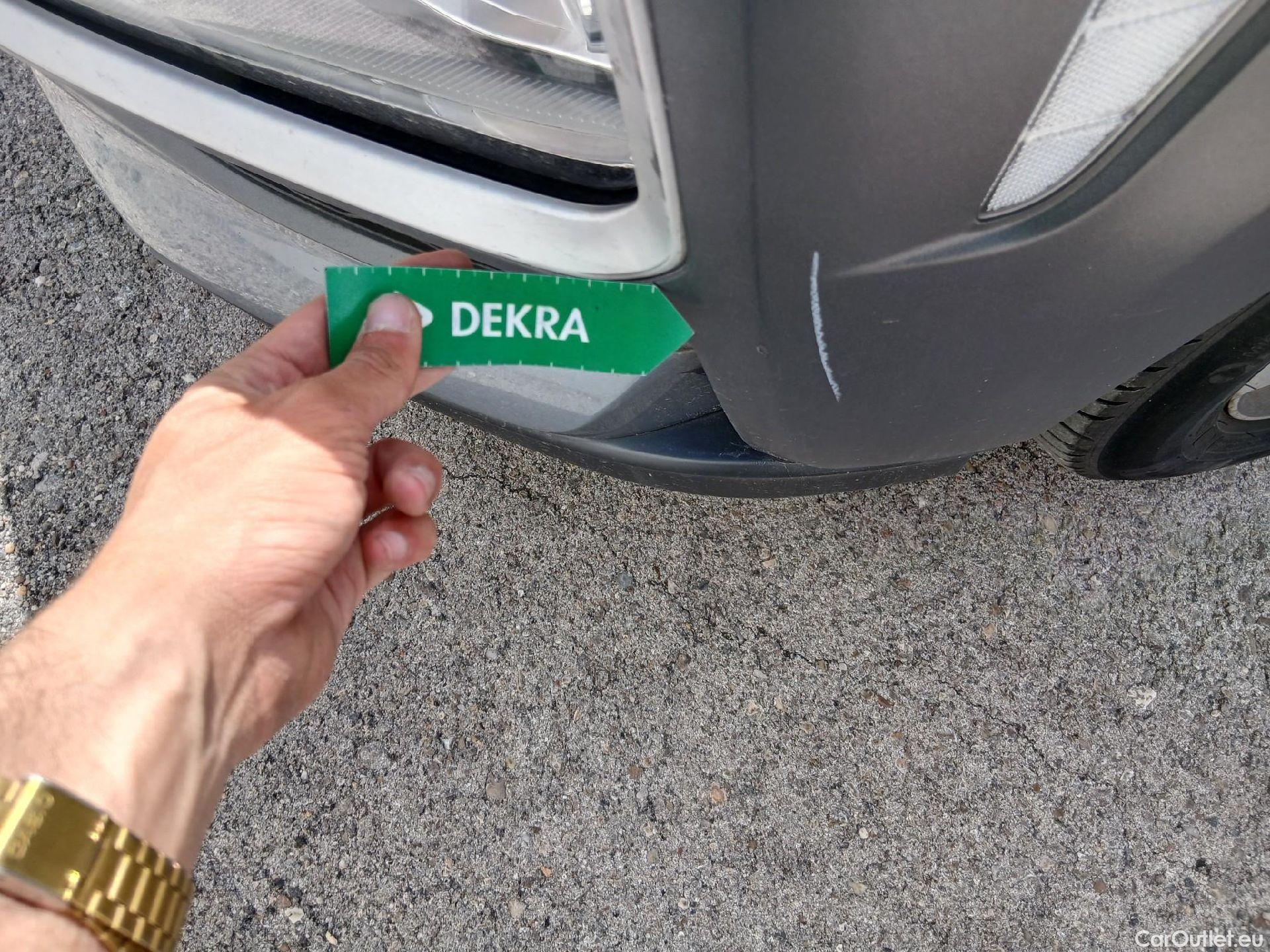  Hyundai  Konna HYUNDAI Kona / 2017 / 5P / todoterreno 1.6 GDI HEV Tecno Red DT #13