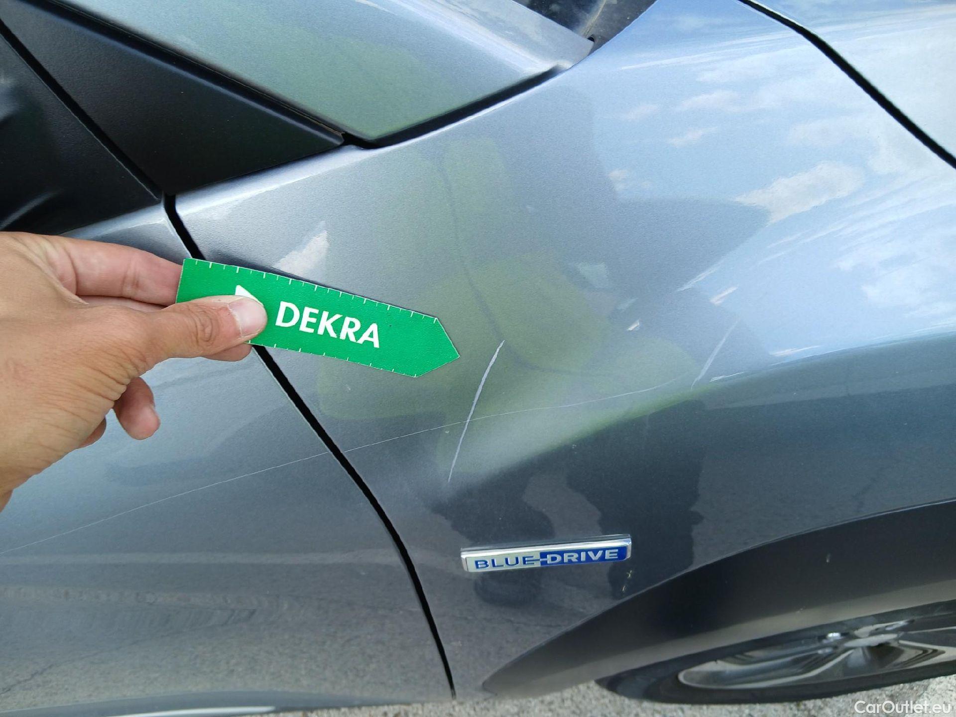 Hyundai  Konna HYUNDAI Kona / 2017 / 5P / todoterreno 1.6 GDI HEV Tecno Red DT #41