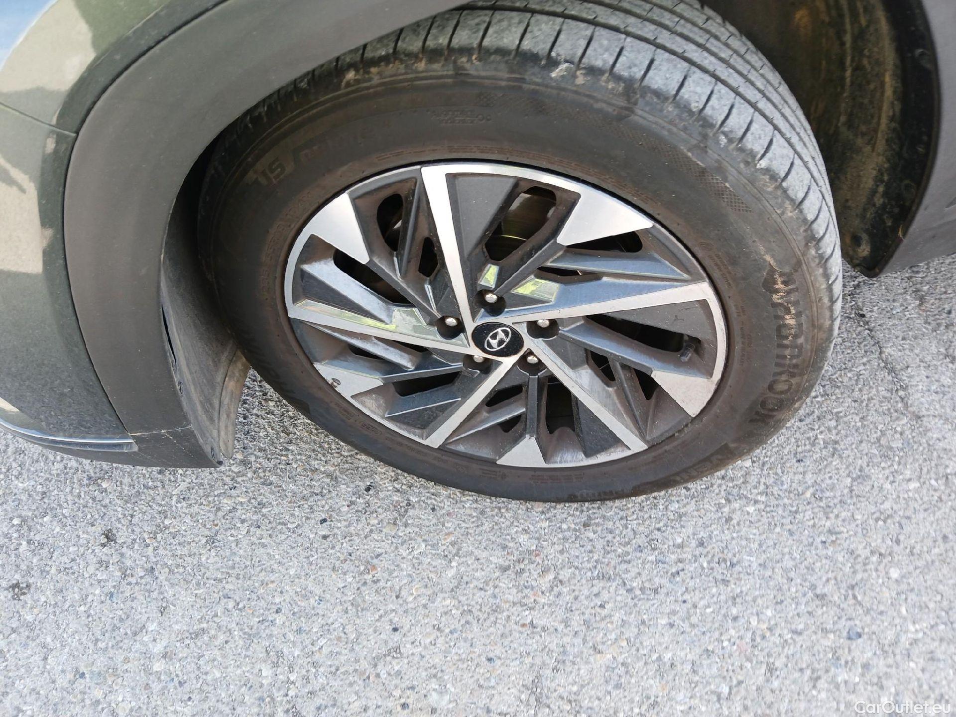  Hyundai  Tucson HYUNDAI  / 2020 / 5P / todoterreno 1.6 CRDI 100kW (136CV) 48V Tecno 2C #18