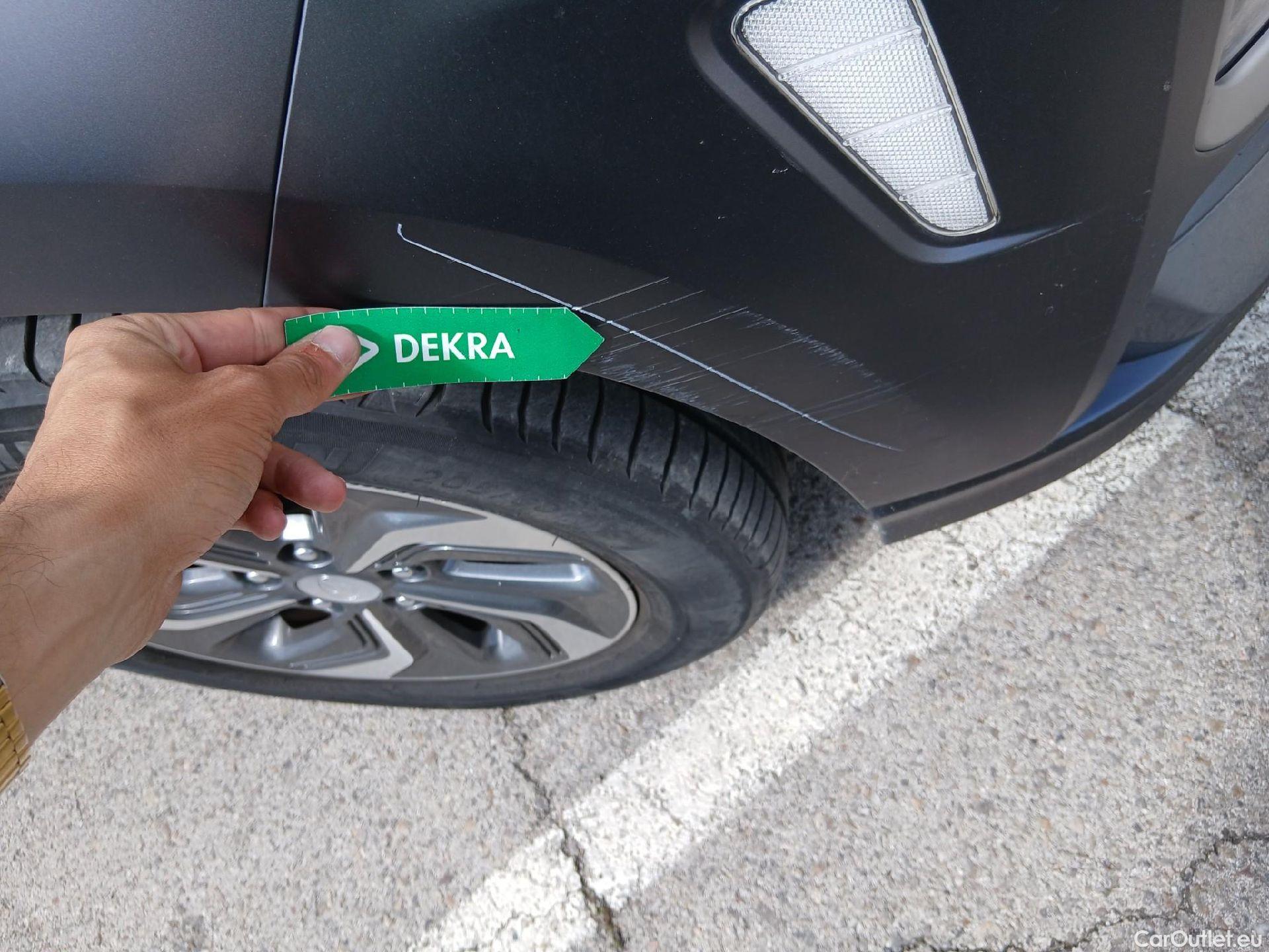  Hyundai  Konna HYUNDAI Kona / 2017 / 5P / todoterreno 1.6 GDI HEV Tecno Red DT #5