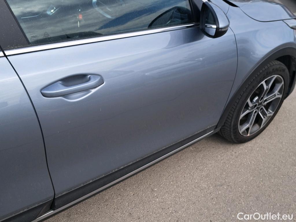  KIA  XCeed KIA  / 2019 / 5P / todoterreno 1.0 T-GDi Tech 88kW (120CV) #7