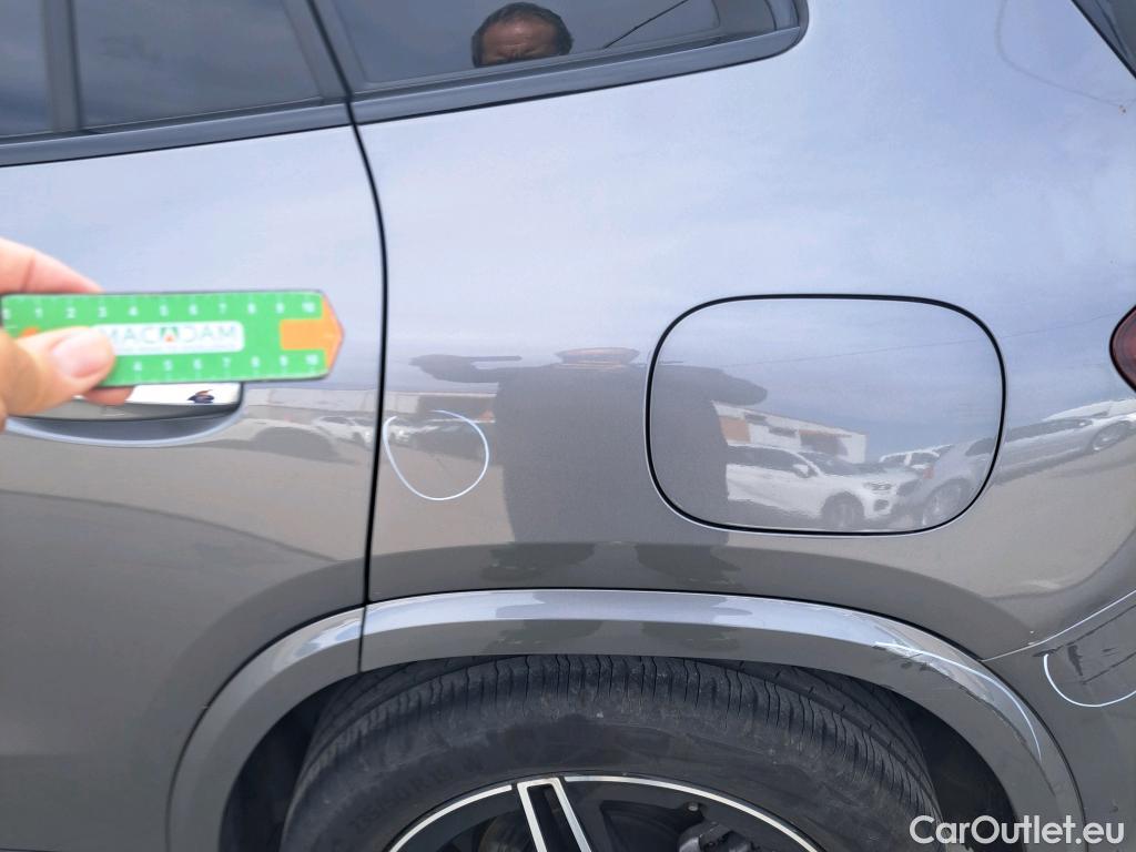  Mercedes  GLA MERCEDES-BENZ  / 2023 / 5P / todoterreno  200 D #3