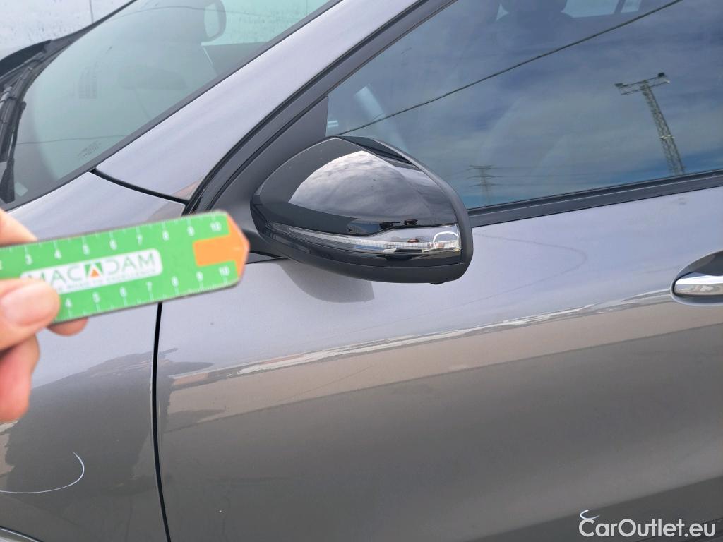  Mercedes  GLA MERCEDES-BENZ  / 2023 / 5P / todoterreno  200 D #1