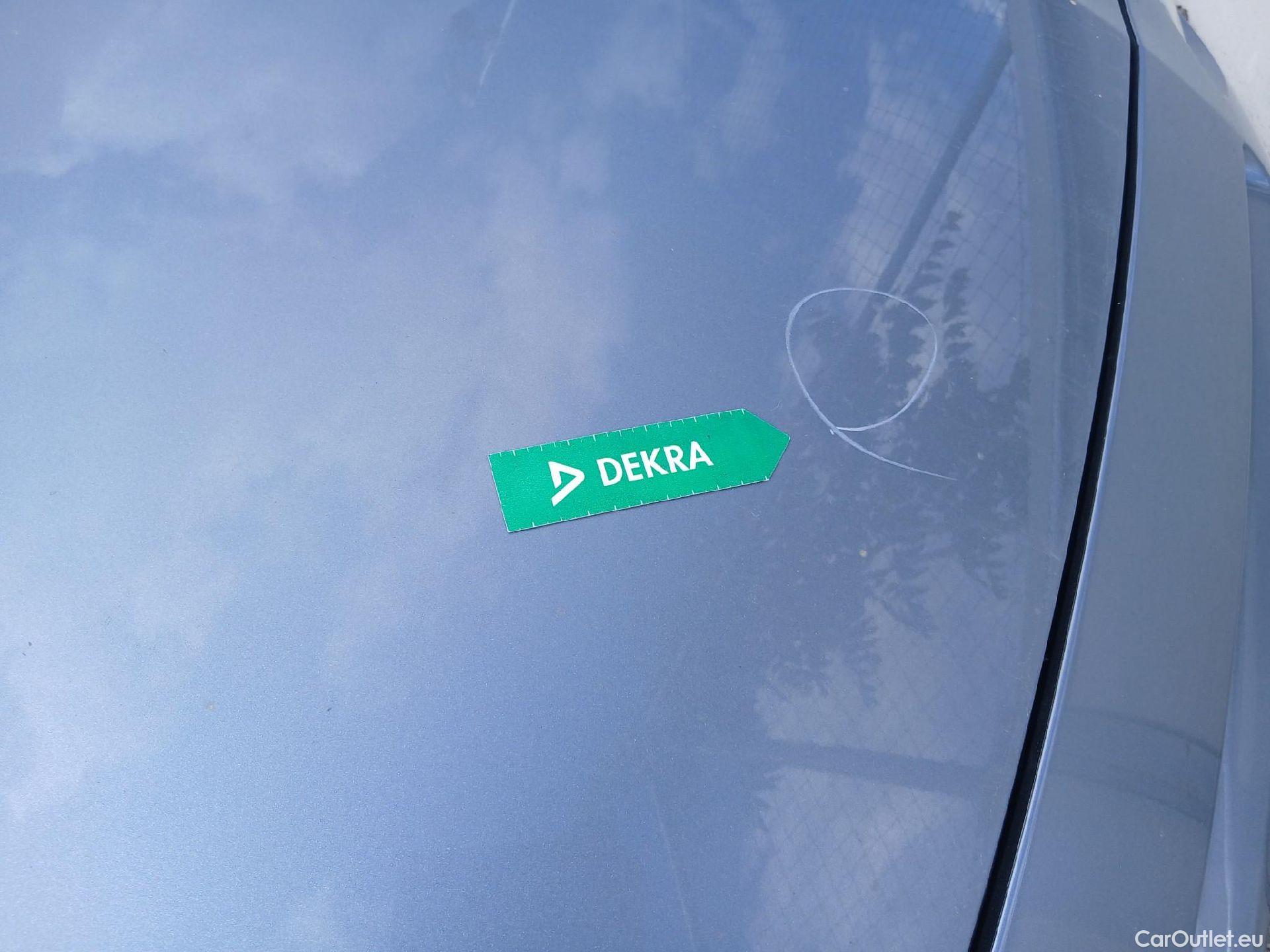  Hyundai  Konna HYUNDAI Kona / 2017 / 5P / todoterreno 1.6 GDI HEV Tecno Red DT #3