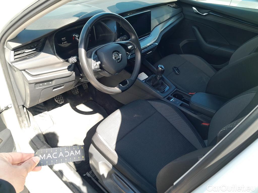  Skoda  Octavia SKODA  / 2020 / 5P / berlina con portón 2.0 TDI 110kW (150CV) Manual Ambition #7
