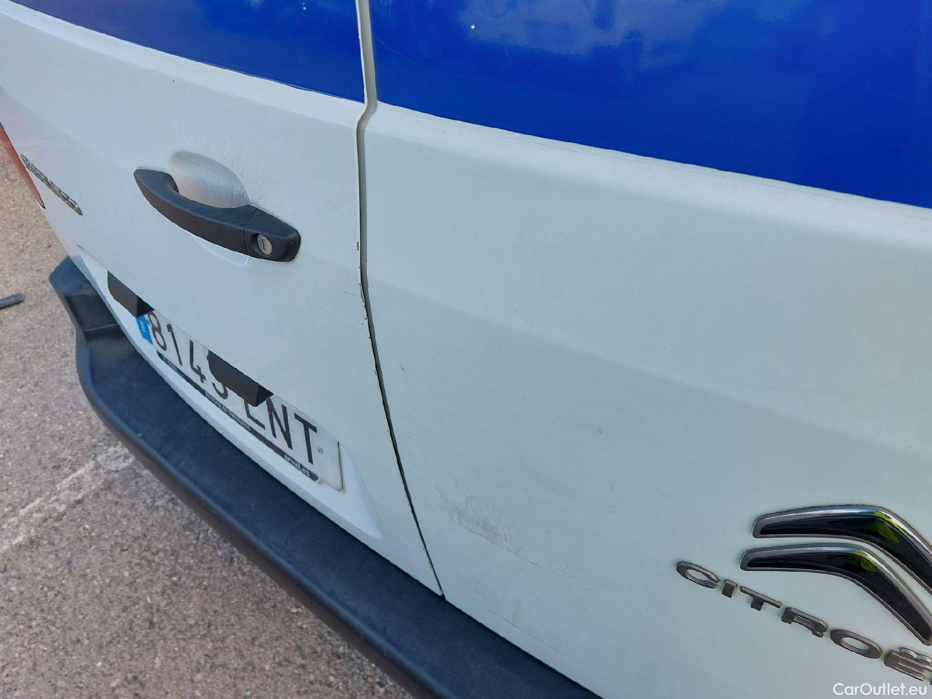  Citroen  Berlingo CITROEN  / 2018 / 3P / furgón derivado de turismo Talla M BlueHDi 75 CONTROL #12