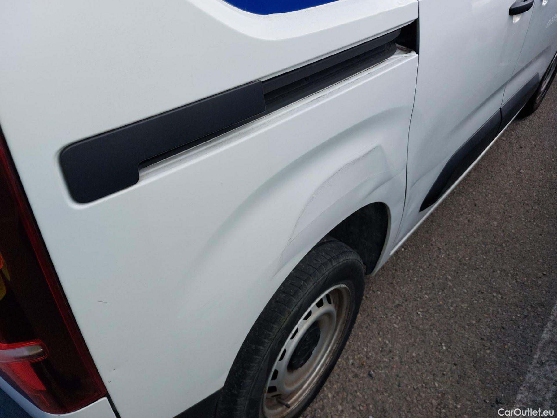  Citroen  Berlingo CITROEN  / 2018 / 3P / furgón derivado de turismo Talla M BlueHDi 75 CONTROL #13
