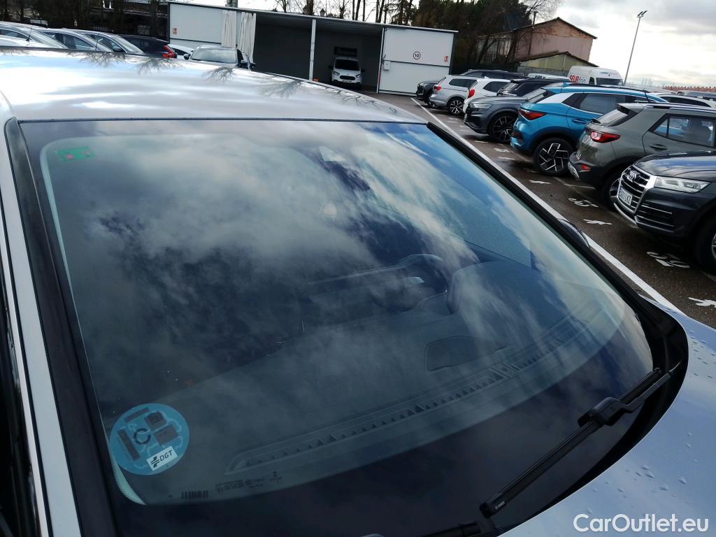  Peugeot  3008 PEUGEOT  / 2020 / 5P / todoterreno 1.5 BlueHDi 96kW (130CV) S&S Allure #19