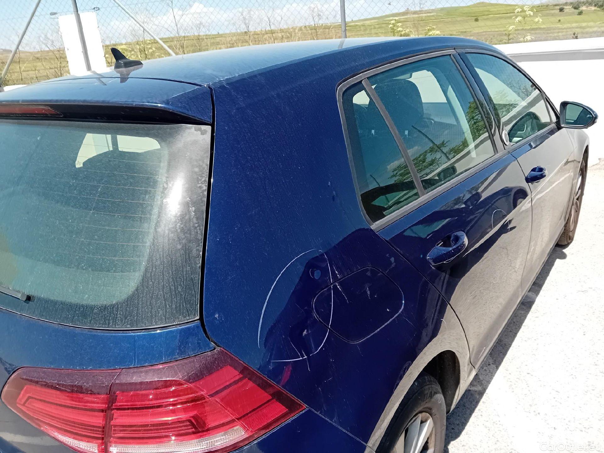  Volkswagen  Golf  VOLKSWAGEN / 2016 / 5P / berlina con portón Ready2Go 1.0 TSI 85kW (115CV) #19