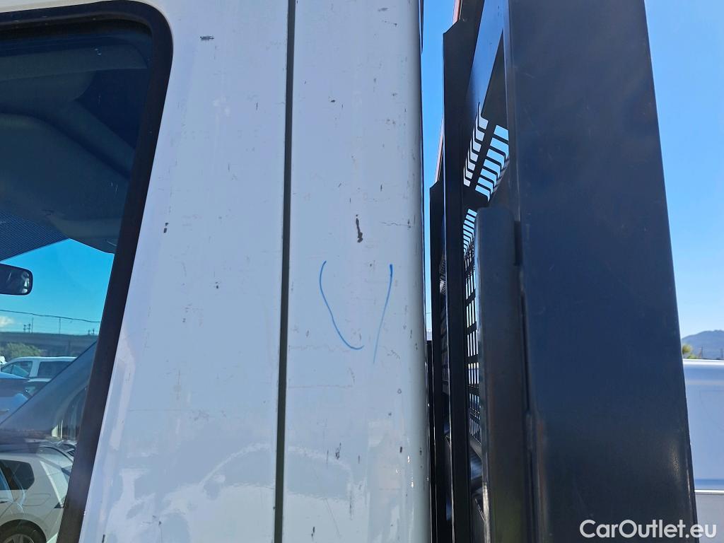  Ford  Transit FORD  VU 2p 6G chasis cabina 350 96kW L3 Trend Tracción Delantera #40
