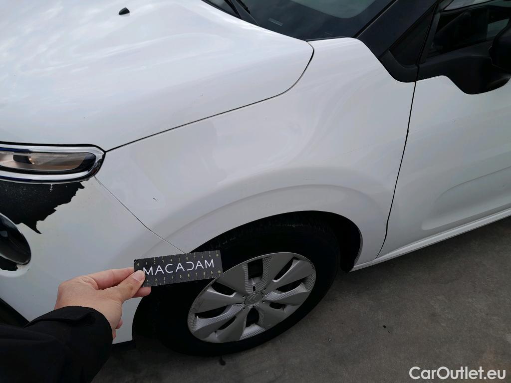  Citroen  C3 CITROEN  / 2016 / 5P / berlina comercial BlueHDi 73KW (100CV) S&S Comercial #32