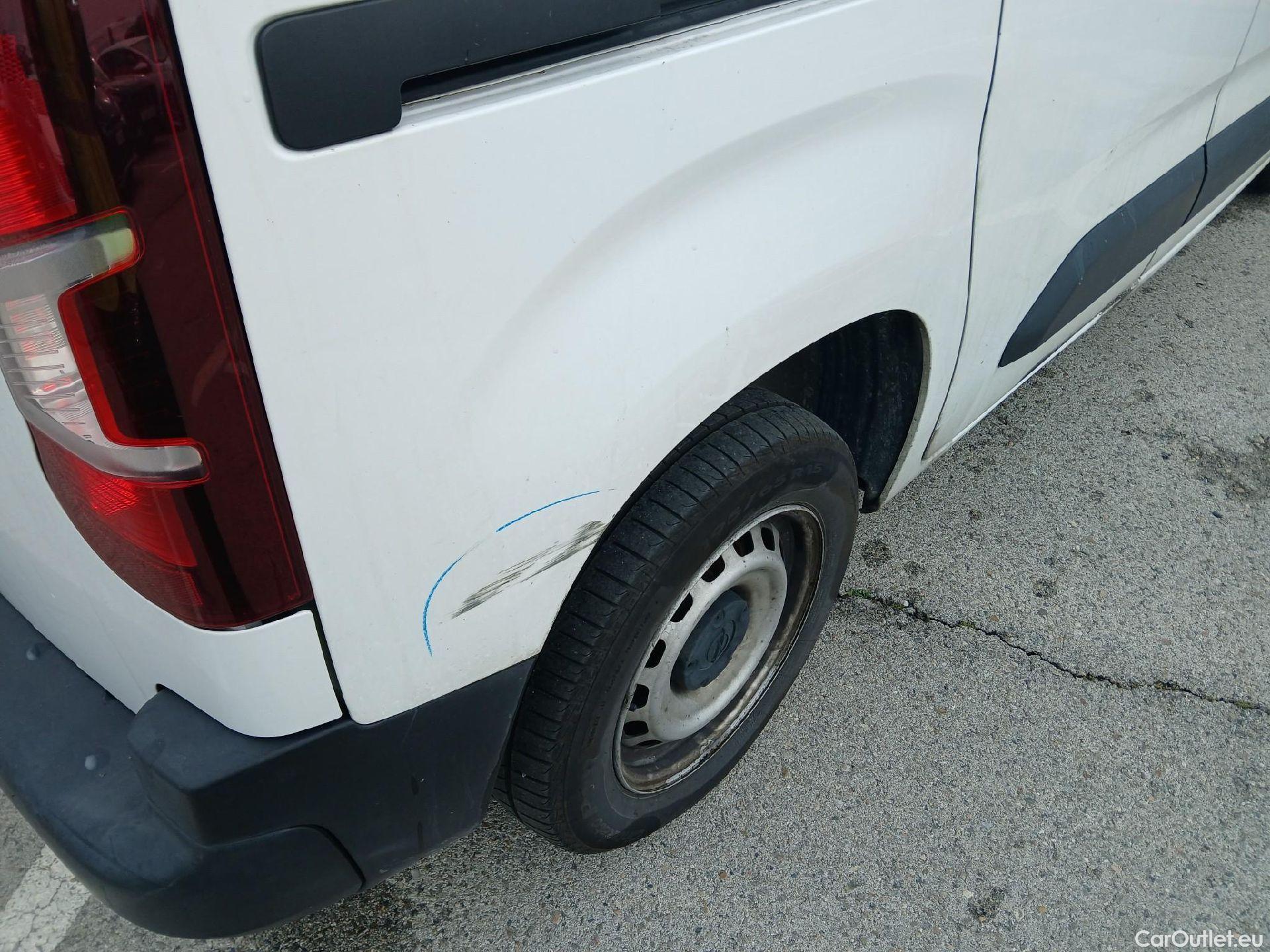  Opel  Combo OPEL  / 2018 / 3P / furgón derivado de turismo 1.5 TD 75kW (100CV) Express L H1 650kg (AC) #19