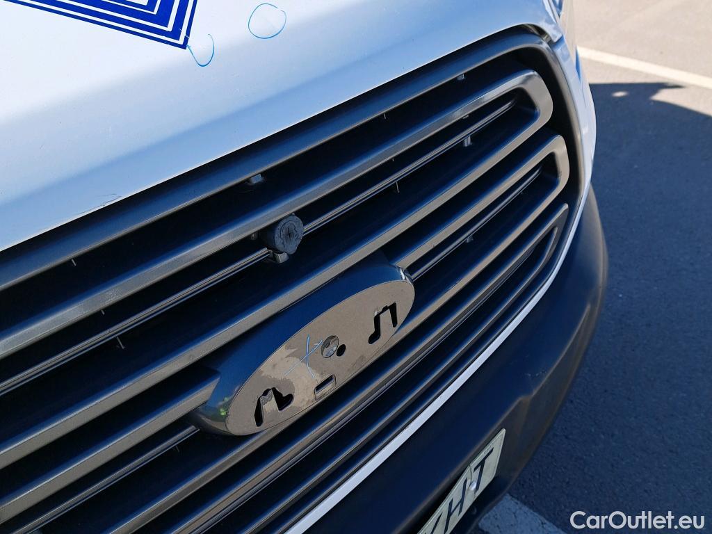  Ford  Transit FORD  VU 2p 6G chasis cabina 350 96kW L3 Trend Tracción Delantera #28