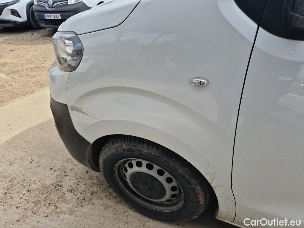  Peugeot  Expert PEUGEOT  / 2016 / 4P / furgón Furgón Premium 1.5 BlueHDi 100 Standard (AC) #48
