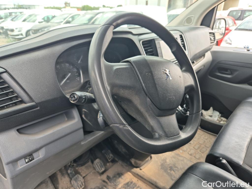  Peugeot  Expert PEUGEOT  / 2016 / 4P / furgón Furgón Premium 1.5 BlueHDi 100 Standard (AC) #9