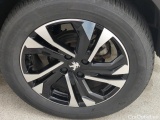  Peugeot  2008 Peugeot  Allure Pack 1.2 Puretech 100 5d #24