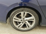  Volkswagen  Golf  Volkswagen Variant 2.0 TDI 110kW DSG R-Line Business 5d #28