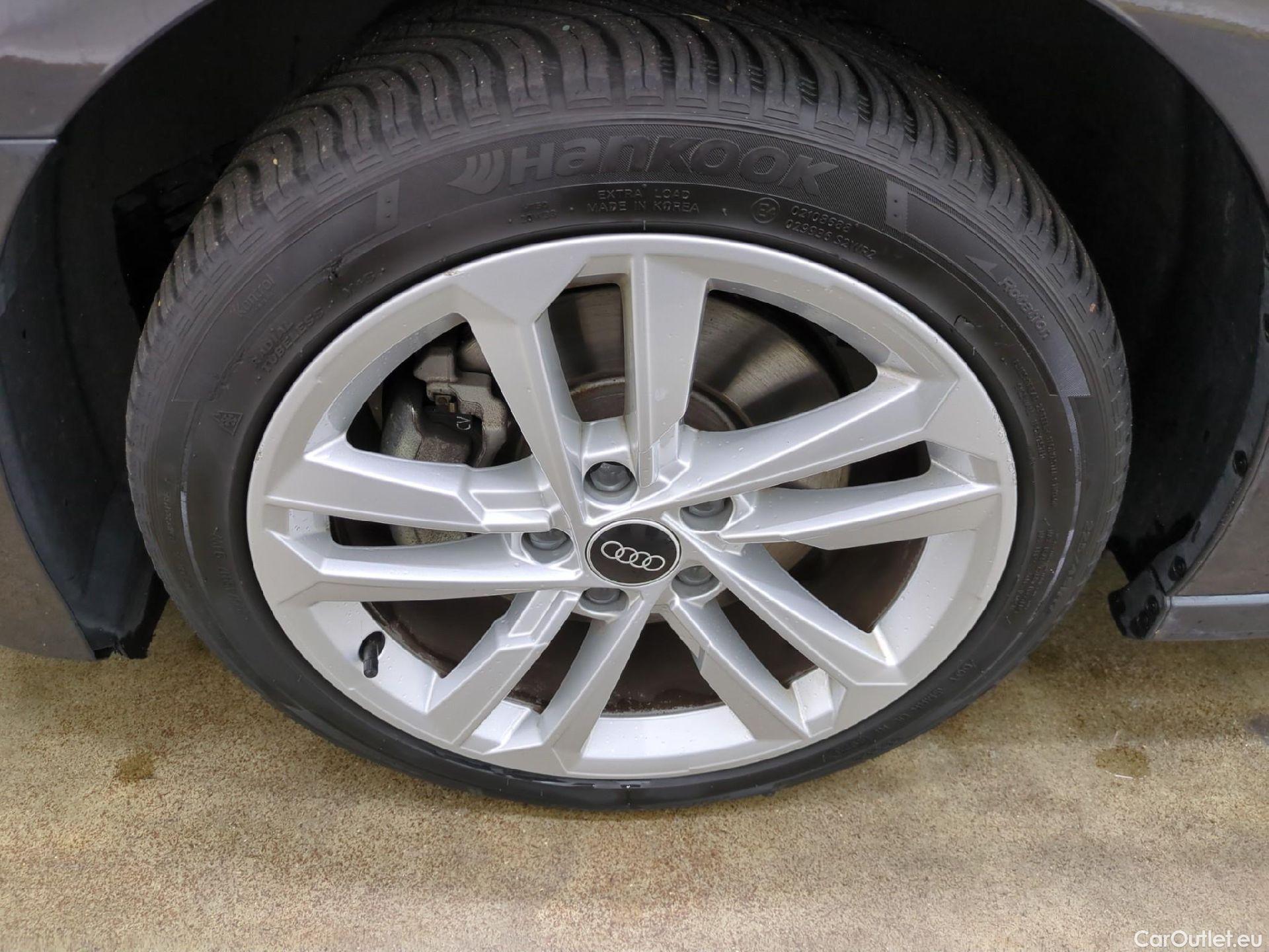  Audi  A3 AUDI  Sportback / 2020 / 5P / Berline 40 TFSI e 204 S Tronic Business Line #16