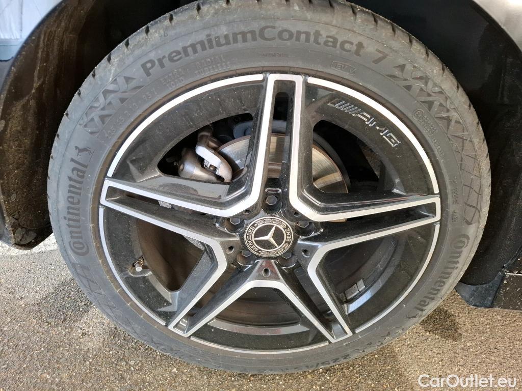  Mercedes  A-Klasse MERCEDES-BENZ Classe A Compact / 2022 / 5P / Berline A 200 d AMG Line 8G-DCT #39