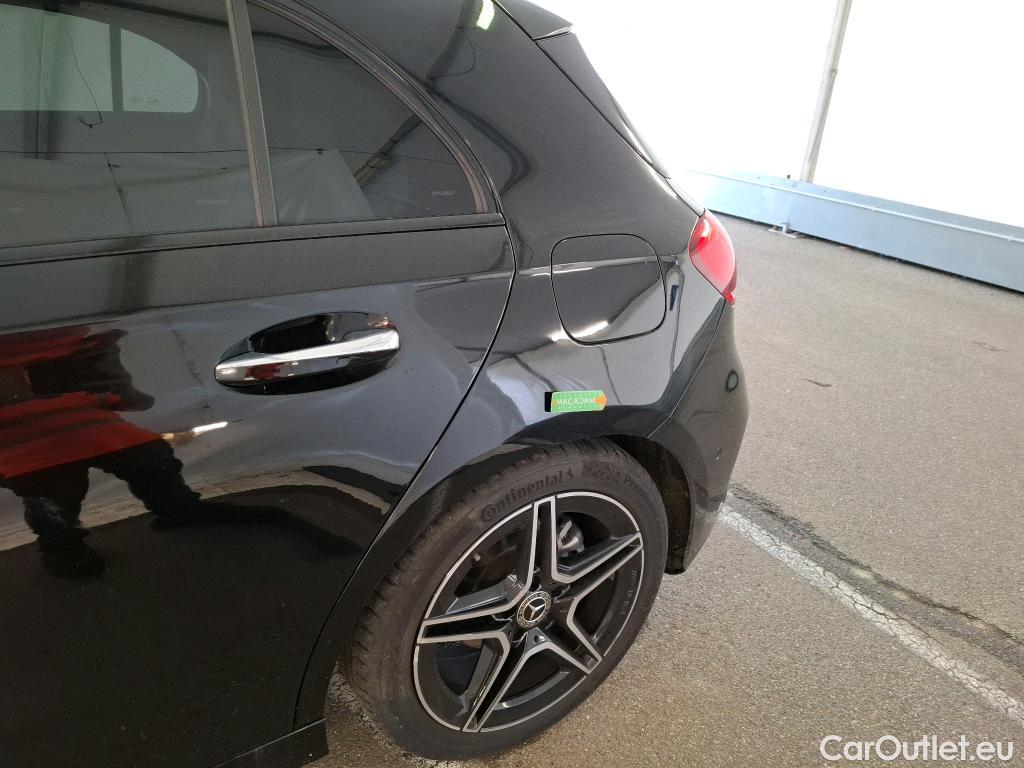  Mercedes  A-Klasse MERCEDES-BENZ Classe A Compact / 2022 / 5P / Berline A 200 d AMG Line 8G-DCT #19