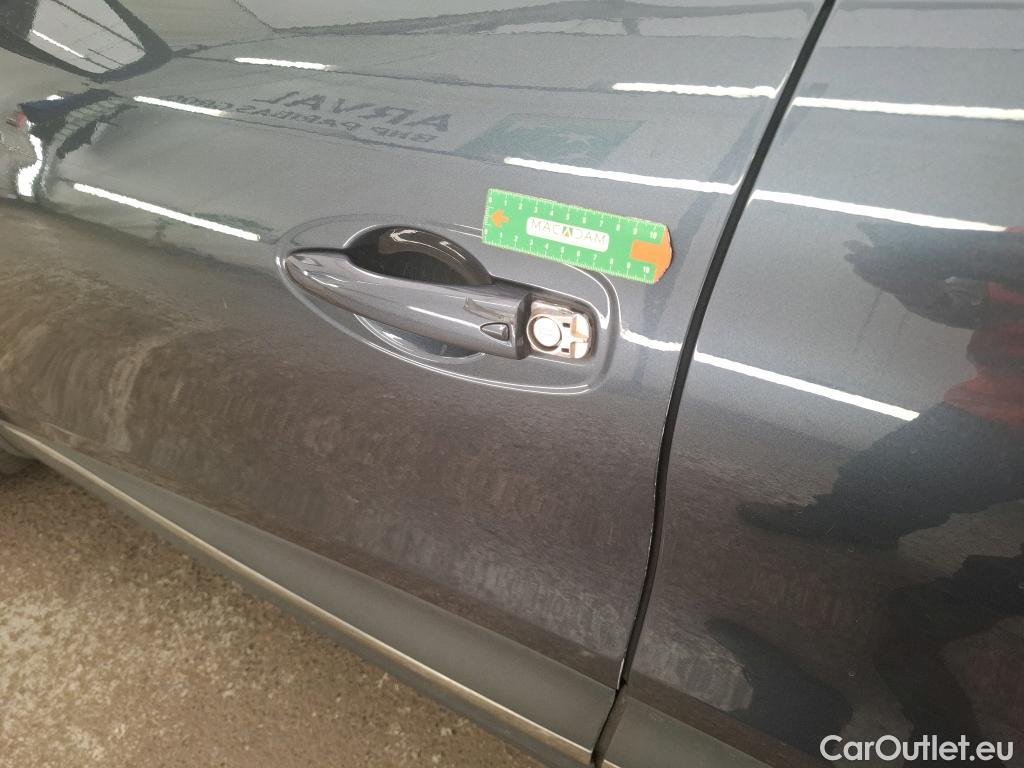  Renault  Kadjar RENAULT  5p Crossover Intens TCe 140 EDC FAP #124