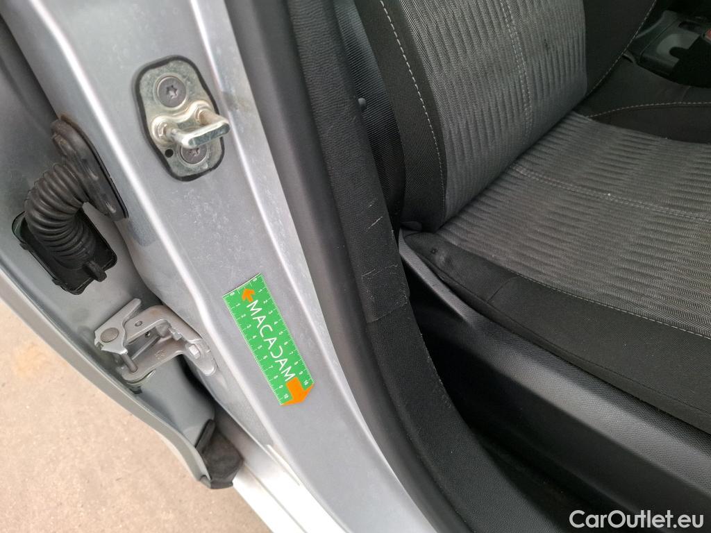  Opel  Corsa  F Elegance Business 1.2 Turbo 100CV BVM6 E6d #3