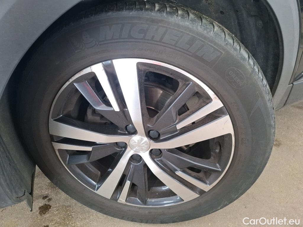  Peugeot  5008  Allure Business 1.5 HDi 130CV BVA8 E6dT #48
