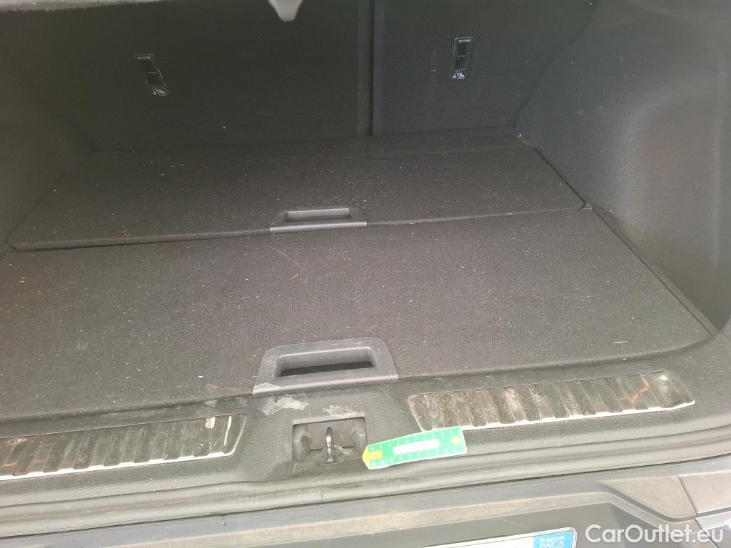  Renault  Kadjar RENAULT  5p Crossover Intens TCe 140 EDC FAP #63
