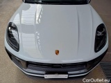  Porsche  Macan PORSCHE  / 2021 / 5P / SUV 2.0 T #25