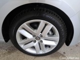  Renault  Clio RENAULT  / 2019 / 5P / BERLINA 1.6 HYBRID E-TECH 103KW INTENS #16