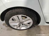  Renault  Clio RENAULT  / 2019 / 5P / BERLINA 1.6 HYBRID E-TECH 103KW ZEN #18