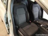  Renault  Clio RENAULT  / 2019 / 5P / BERLINA 1.6 HYBRID E-TECH 103KW ZEN #128