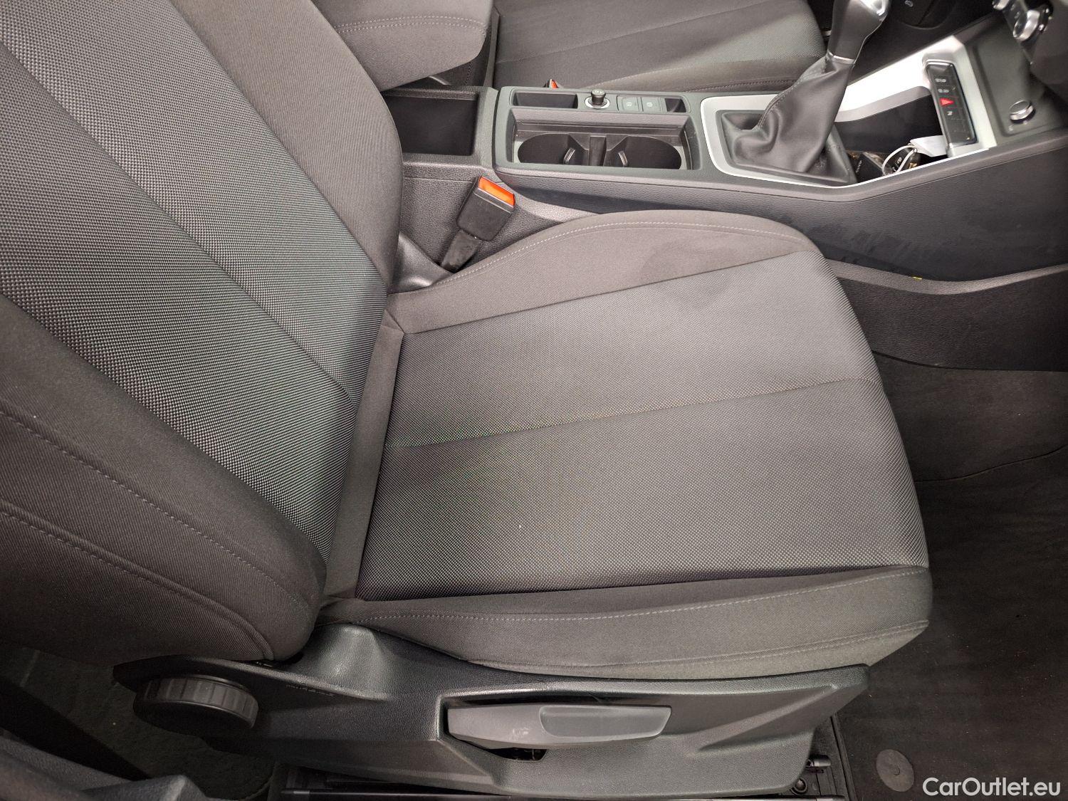  Audi  Q3 Audi,  '18, Audi  35 TFSI Advanced 5d #17