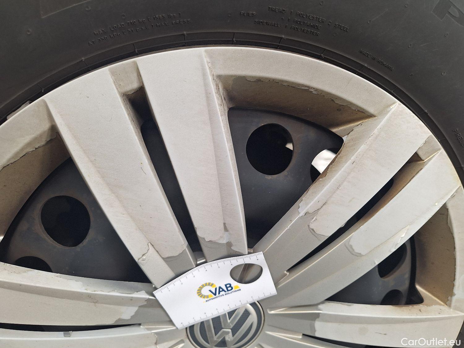  Volkswagen  Touran VW,  '15, Volkswagen  2.0 TDi 85kW Trendline DSG 5d #111