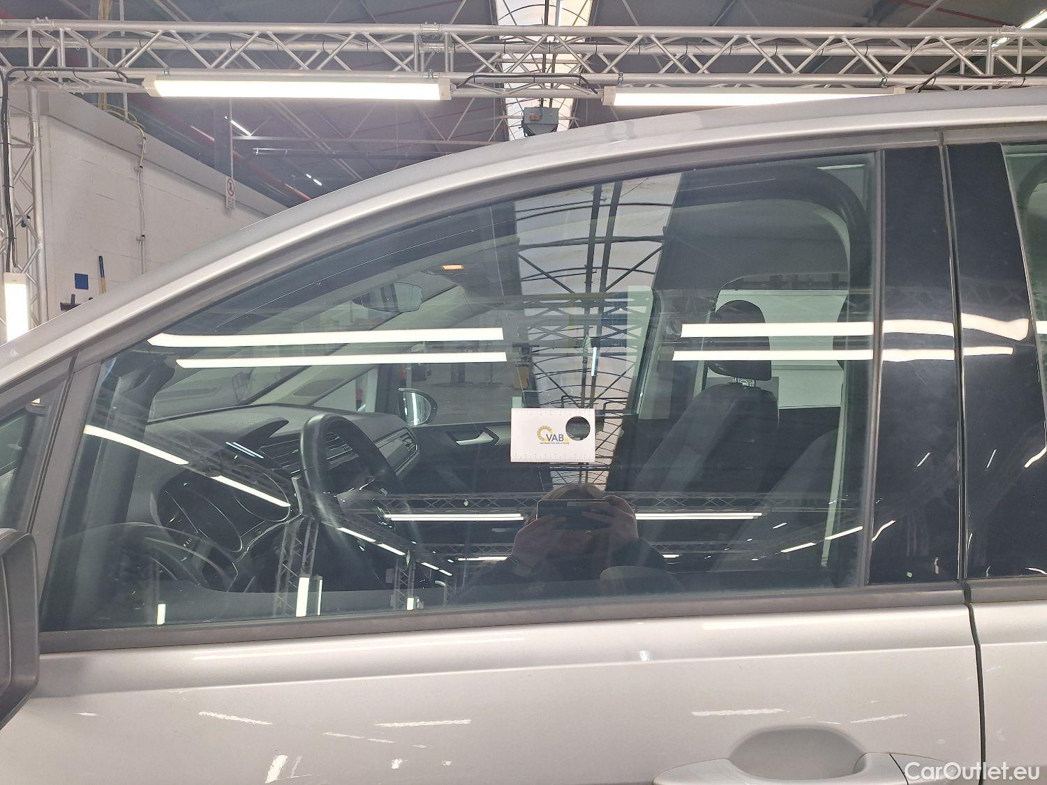  Volkswagen  Touran VW,  '15, Volkswagen  2.0 TDi 85kW Trendline DSG 5d #136
