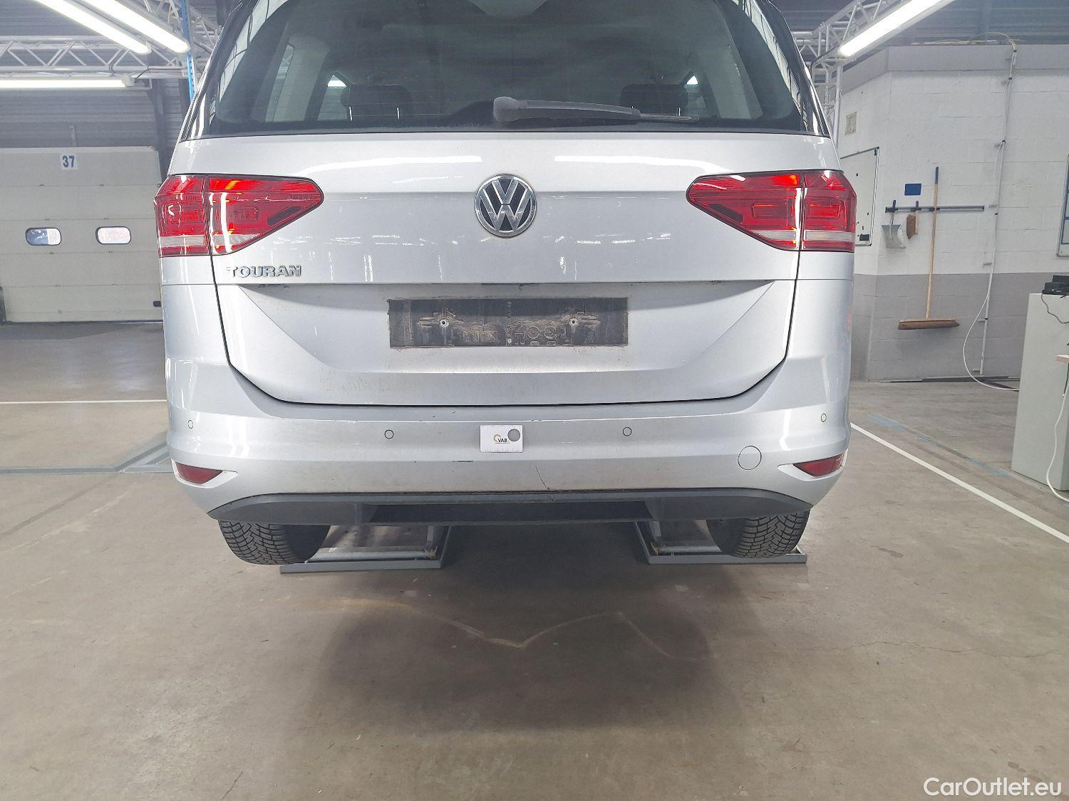  Volkswagen  Touran VW,  '15, Volkswagen  2.0 TDi 85kW Trendline DSG 5d #70