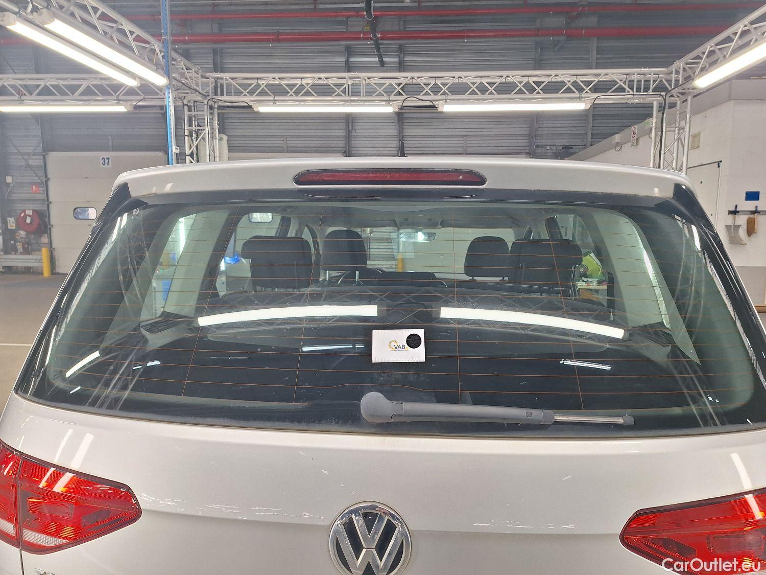  Volkswagen  Touran VW,  '15, Volkswagen  2.0 TDi 85kW Trendline DSG 5d #60
